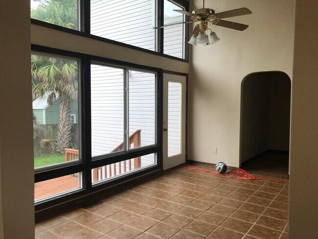 Building Photo - 4409 Shadow Wood Cir