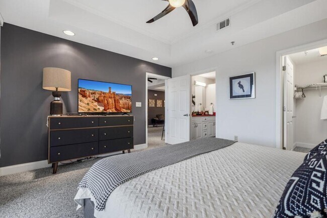 Building Photo - 210 Raceday Center Dr