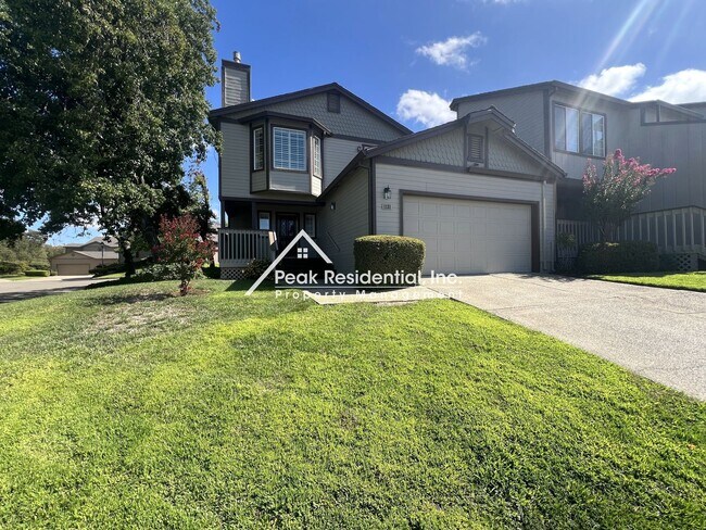 Building Photo - Spacious 3bd/3ba Auburn Home!