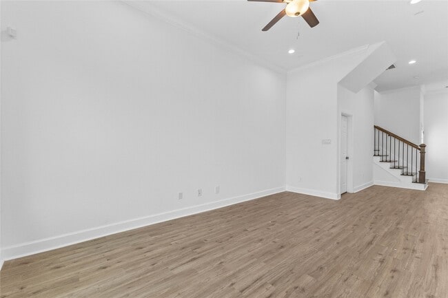 Building Photo - 7805 Farnsworth St