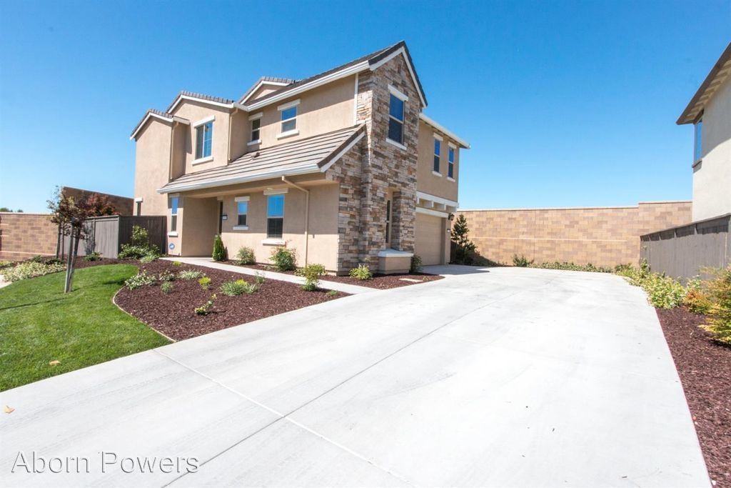 Primary Photo - 4 br, 3 bath House - 8090 Ryland Dr