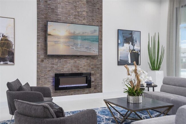 Foto del edificio - 7452 Rockefeller Dr