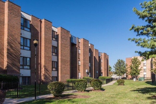 Foto del edificio - Spacious One Bedroom Apartment Home Availa...