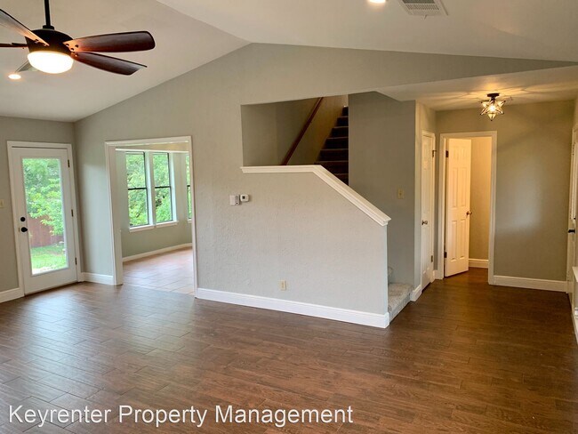 Foto del edificio - 3 br, 2.5 bath House - 7812 Turquoise Trail