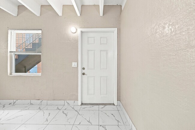 Foto del edificio - 812 19th St