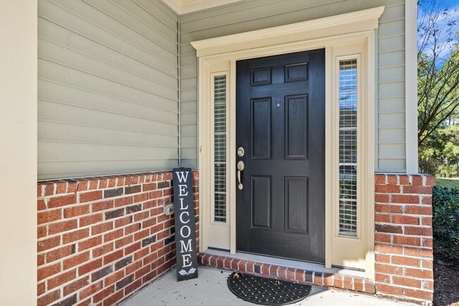 Building Photo - Lovely 3-bedroom End-Unit Townhome in Durham!