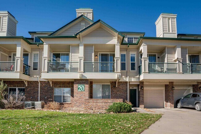 Foto del edificio - Townhouse for Rent in a Gated Community of the Desirable Rock Creek