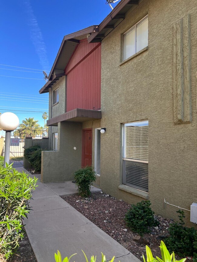 Foto del edificio - 4615 N 39th Ave