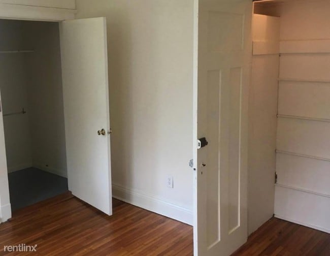 Building Photo - 3 br, 2 bath Apartment - 2422 Broadway Street