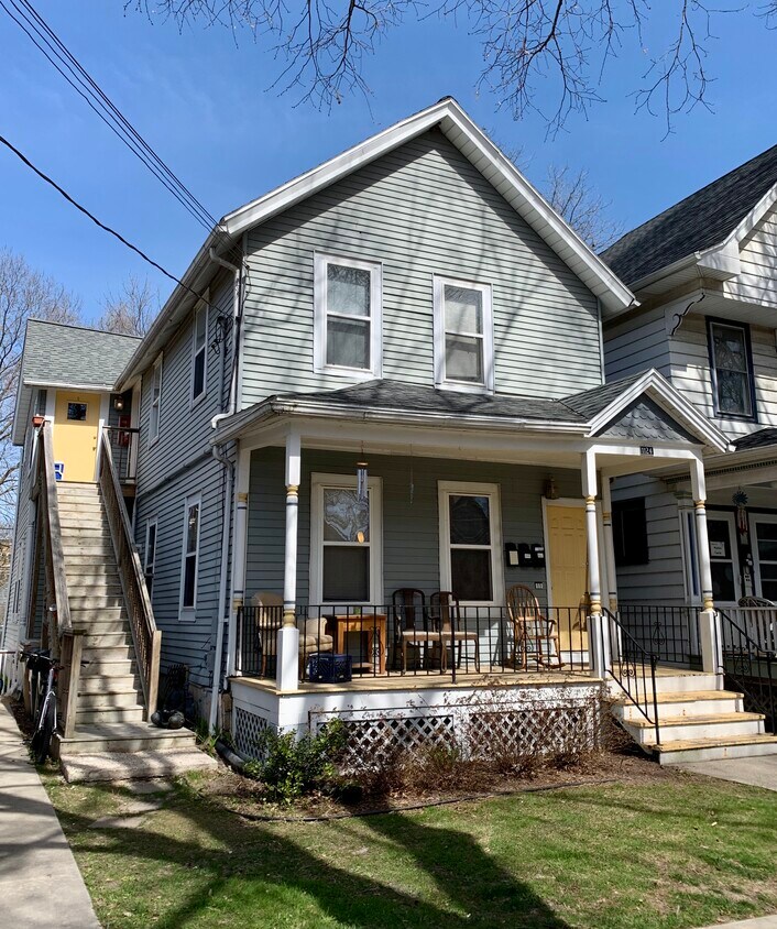 Primary Photo - 1124 Jenifer St