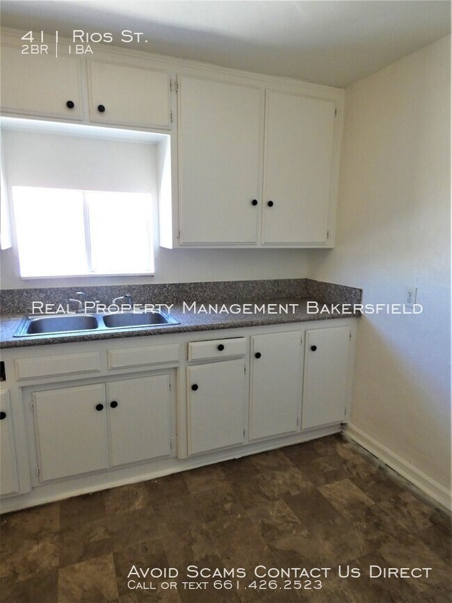 Building Photo - 411 Rios Street - Zero Deposit, Ask us How!