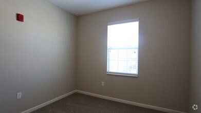 Bedroom - 2BR, 2BA - 965 SF - The Jefferson - Brook Lane Apartments
