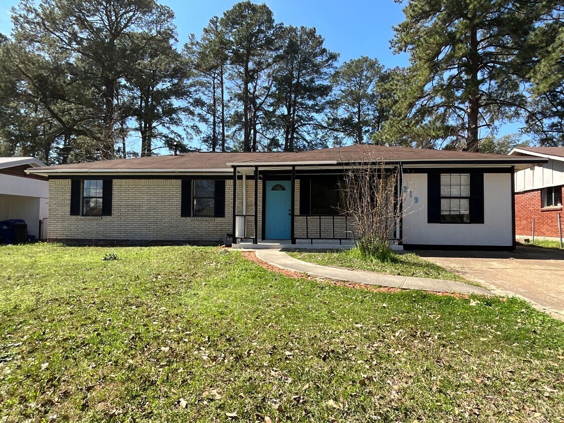 219 Ivy St, New Llano, LA 71461 House Rental in New Llano, LA