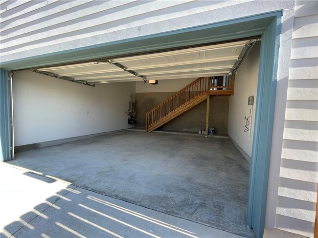 Building Photo - 6000 Toscana Ave