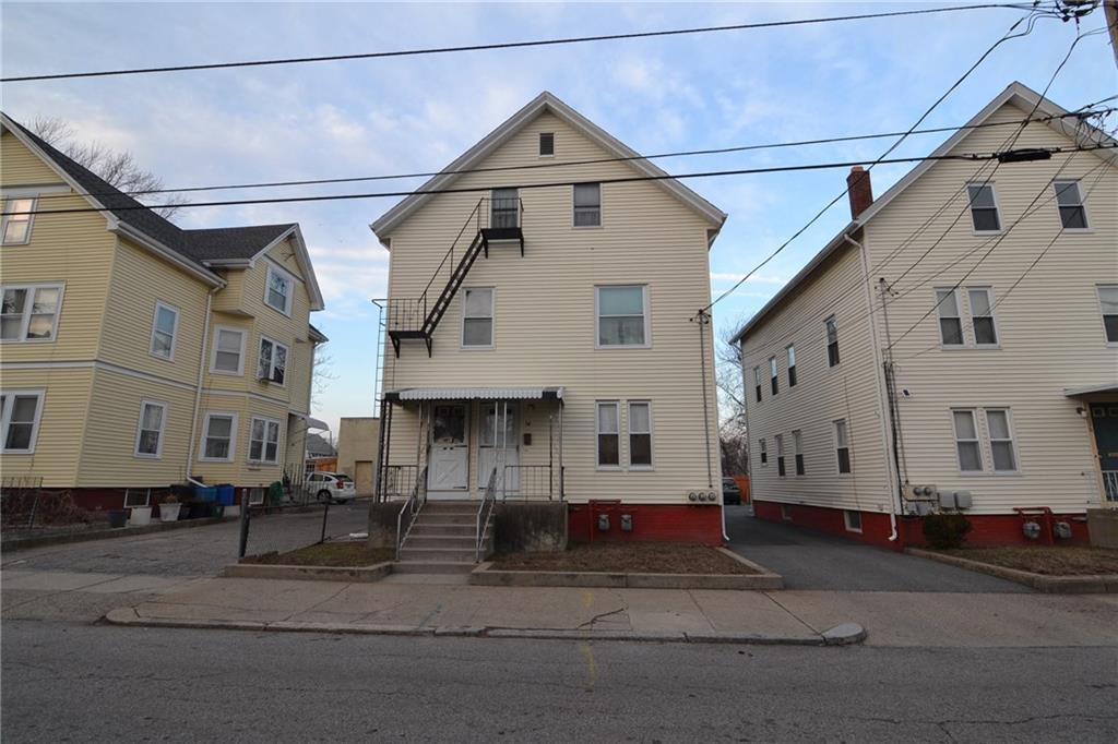 34 Clark Ave, Pawtucket, RI 02860 Apartment for Rent in Pawtucket, RI