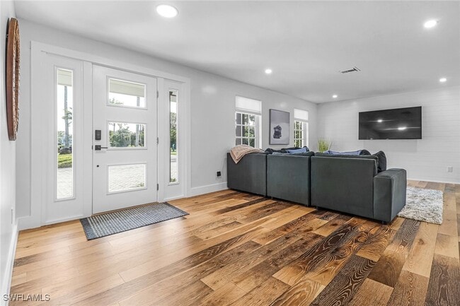 Foto del edificio - 1823 Hurricane Harbor Ln