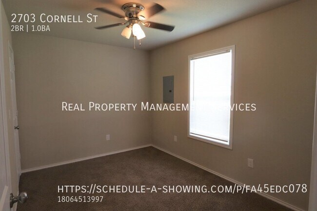 Building Photo - Like New!!  Adorable 2 Bedroom, 1 Bath