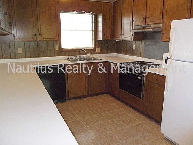 Building Photo - 55 Gulf View Dr