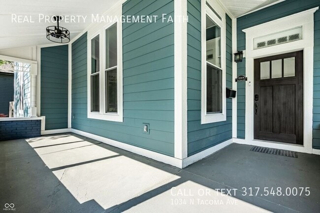 Foto del edificio - 1034 N Tacoma Ave