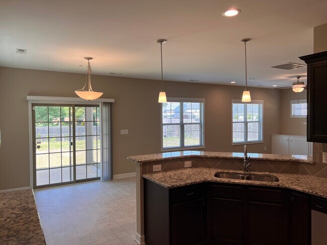 Building Photo - 3412 Hogarth Ct