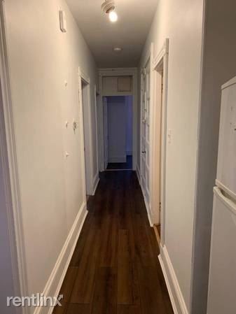 Building Photo - 3 br, 1 bath Triplex - 47R Creighton St Apt 2