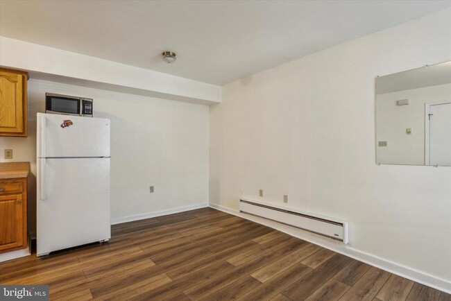 Foto del edificio - 2855 E Thompson St