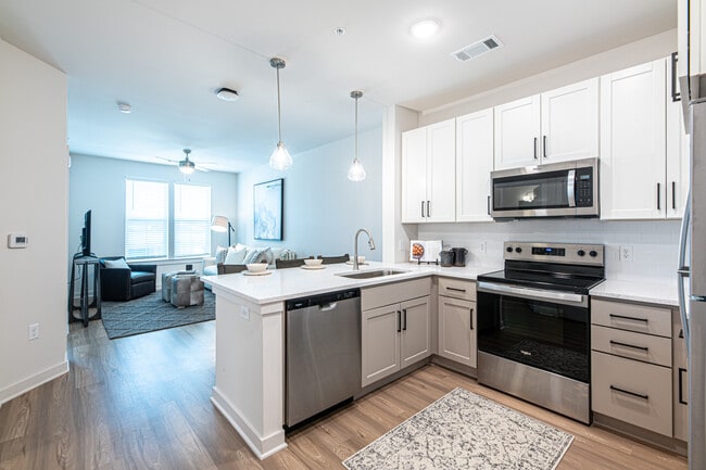 Aviator Floor Plans stunning kitchen! - Yardley Flats Apartments