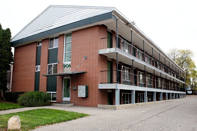 906 Shiawassee Apartments - Shiawassee Apartments