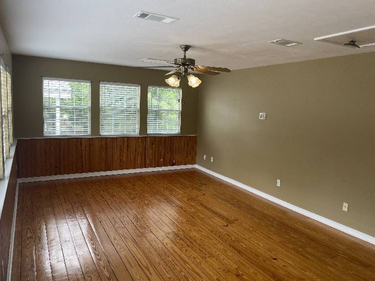 Primary Photo - I Bedroom Efficiency