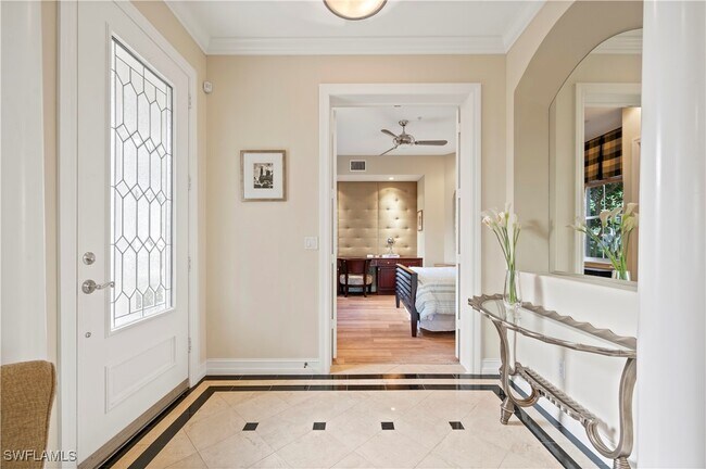 Foto del edificio - 2809 Tiburon Blvd E