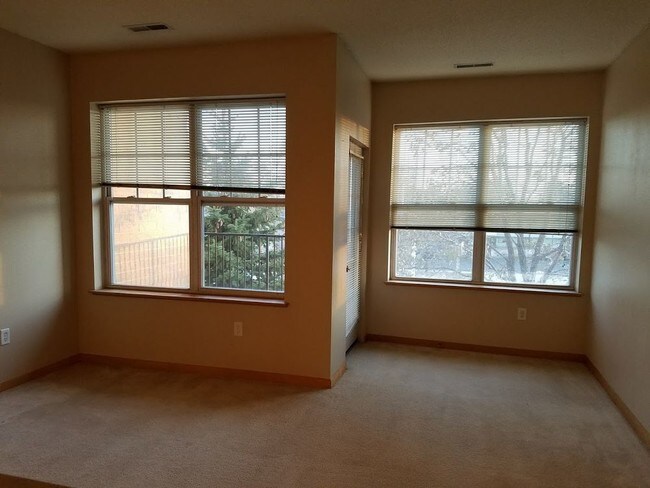 10900 W Bluemound Rd Unit 214 Wauwatosa Wi 53226 Condo For Rent In Wauwatosa Wi Apartments Com 10900 W Bluemound Rd Unit 214 Wauwatosa Wi 53226 Condo For Rent In Wauwatosa Wi Apartments Com