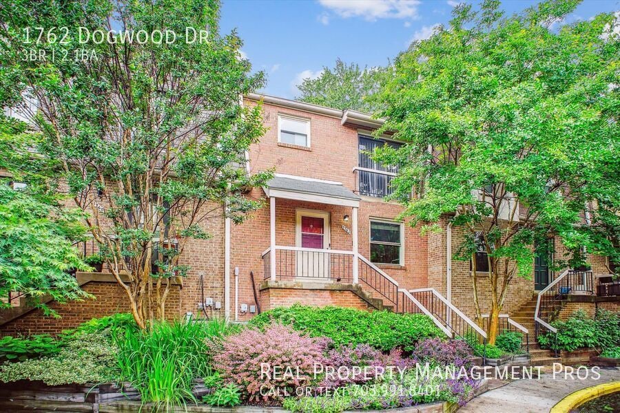 Primary Photo - 1762 Dogwood Dr