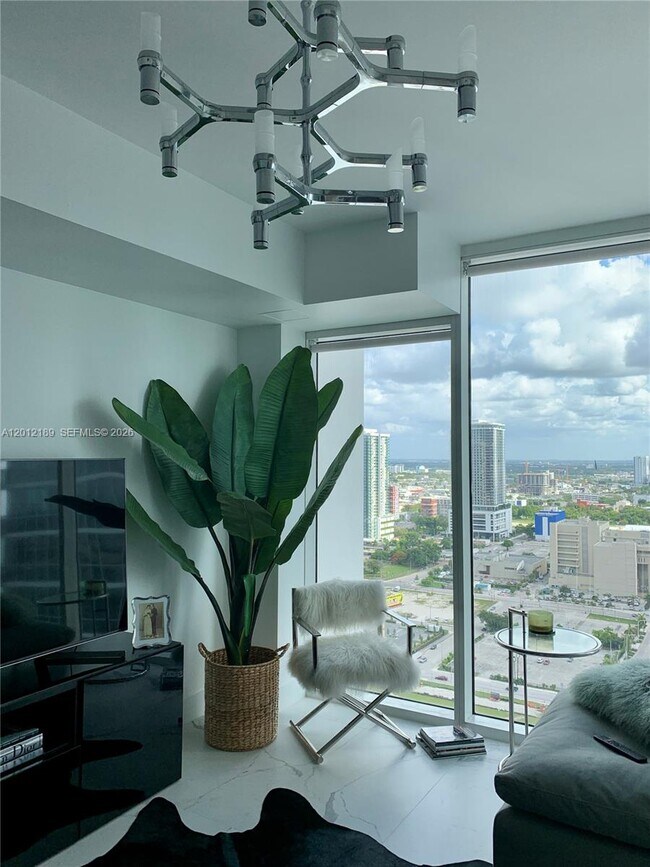 Foto del edificio - 1040 Biscayne Blvd
