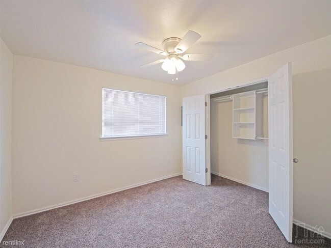 Foto del edificio - 2408 NW 52nd St
