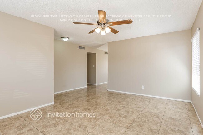 Foto del edificio - 5629 W Puget Ave