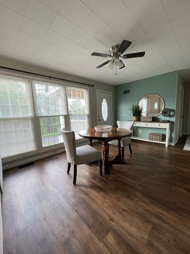 Building Photo - 1535 Kaiser Ave