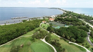 Building Photo - 8750 S Ocean Dr