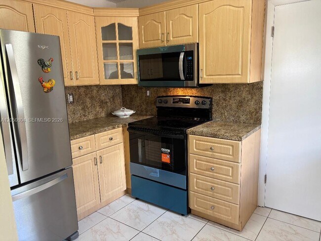 Foto del edificio - 10481 SW 26th Terrace