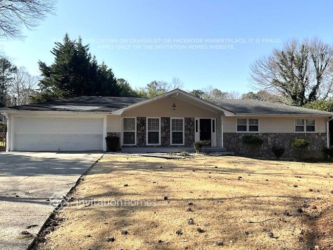 Building Photo - 247 Sandra Dr NW