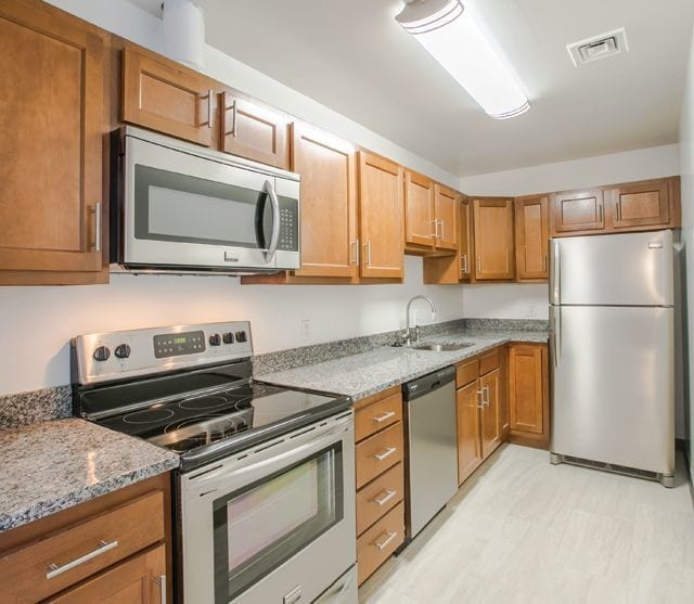 Ribbon Mills Apartments Rentals Manchester, CT