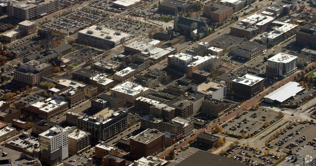 Aerial Photo - 123 Division Ave S