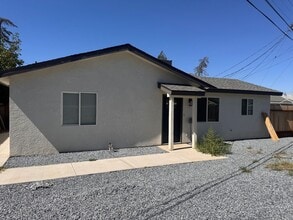 Building Photo - 3874 E Ashlan Ave