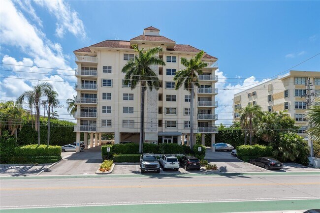 Foto del edificio - 10140 W Bay Harbor Dr