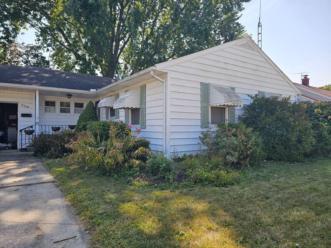 Foto principal - Cozy Fostoria Home