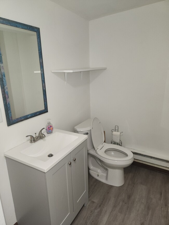 Building Photo - 48 E Gay St