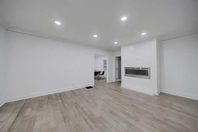 Foto del edificio - 593 Lynnhaven Dr SW