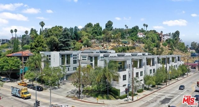 Primary Photo - 2395 Glendale Blvd
