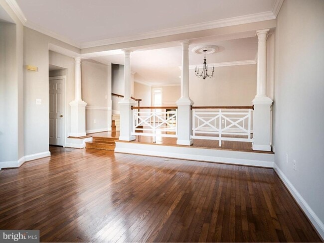 Building Photo - 2155 Wolftrap Ct