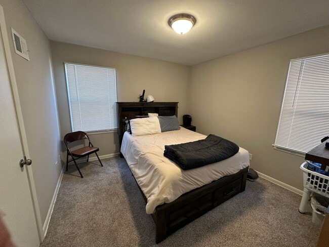 Building Photo - 2915 N 54th St