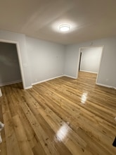 Building Photo - 216 Lamont Ave